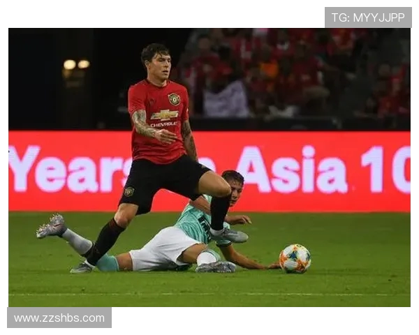 卢指导表示尚未决定比尔首发替代者 其背部仍有不适感 卢指导表示尚未决定比尔首发替代者 其背部仍有不适感